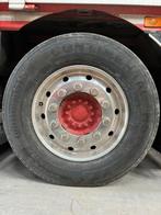 Lot van 8 winterbanden vrachtwagen, Auto-onderdelen, Ophalen