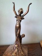 Art Nouveau beeldje van brons/legering, Ophalen of Verzenden, Brons