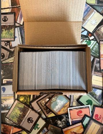 Magic The Gathering basic lands, Hobby en Vrije tijd, Verzamelkaartspellen | Magic the Gathering, Ophalen of Verzenden, Gebruikt