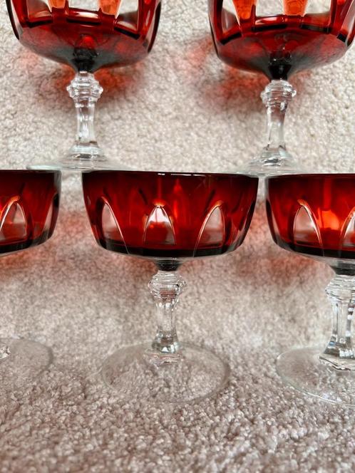 Set retro cocktailglazen van Luminarc vintage ruby red, Antiek en Kunst, Antiek | Glaswerk en Kristal, Ophalen of Verzenden