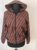 Nieuwe fendi jas(m/L, Kleding | Dames, Wintersportkleding, Ophalen of Verzenden, Zo goed als nieuw