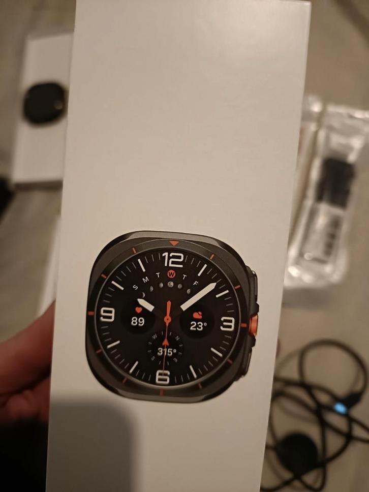 Montre Samsung 47 mm, Handtassen en Accessoires, Smartwatches, Zo goed als nieuw, Conditie, Ophalen of Verzenden