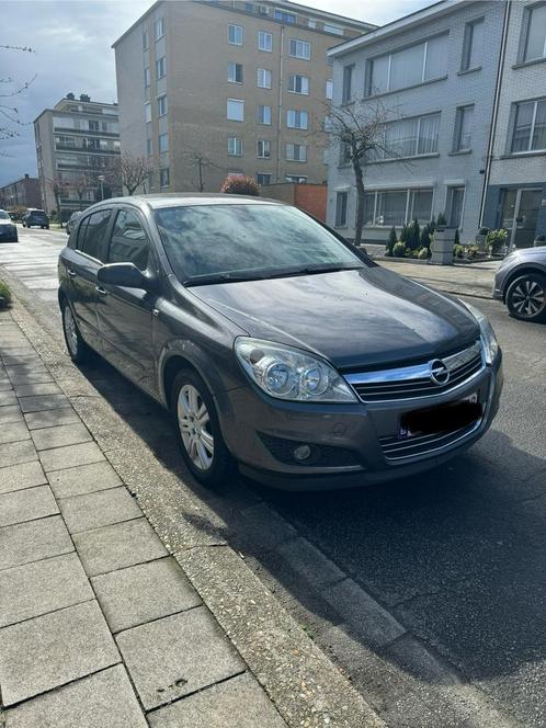 Opel Astra 1.6 benzine 2009, Auto's, Opel, Particulier, Astra, ABS, Airbags, Airconditioning, Alarm, Boordcomputer, Centrale vergrendeling
