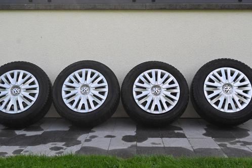 4 jantes en tôle avec pneus hiver 195/55 R15 - VW Golf, Autos : Pièces & Accessoires, Pneus & Jantes, Pneu(s), Pneus hiver, 15 pouces