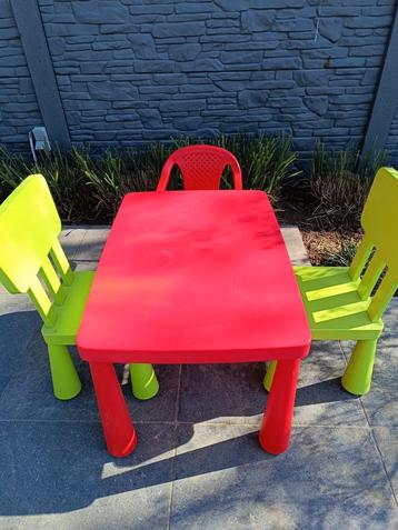 mammut tafel stoel rood groen  beschikbaar voor biedingen