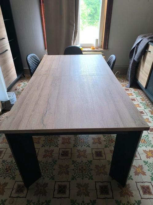 Volledige eetkamer met 4 stoelen, Huis en Inrichting, Complete eetkamers, Zo goed als nieuw, Ophalen
