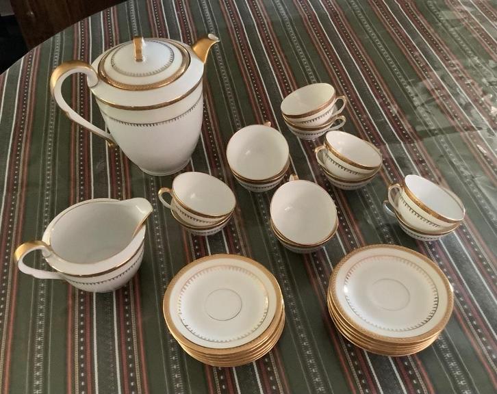 Limoge thee service, Antiek en Kunst, Antiek | Servies compleet, Ophalen of Verzenden
