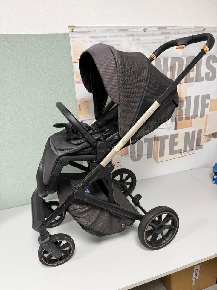 Poussette d'occasion Cavoe MOI+ Meteorite — Sans panier, Enfants & Bébés, Poussettes & Combinaisons, Utilisé, Poussette, Autres marques