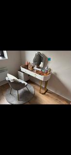 Bureau avec éclairage LED, haut-parleur Bluetooth, chargeur, Maison & Meubles, Enlèvement, Comme neuf, Bureau