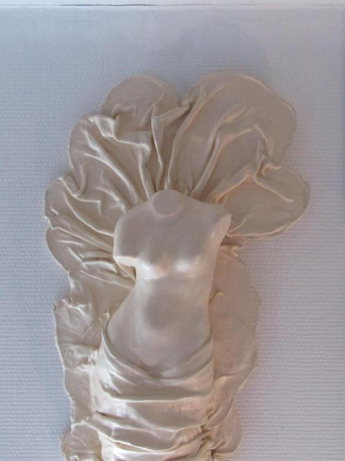 Opmerkelijk leren sculptuur „Bust of a Venus”, Antiek en Kunst, Kunst | Beelden en Houtsnijwerken, Ophalen of Verzenden
