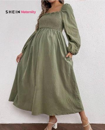 Nieuwe CHIC JURK beschikbaar voor biedingen