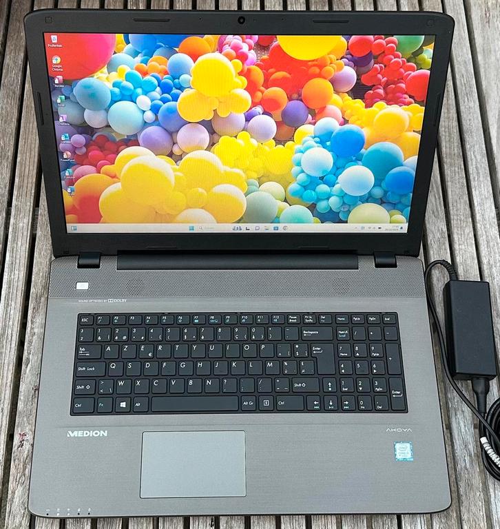 Mooie 17.3”Medion/ i3-5005U/8gb ram/256gb ssd/Win 11/Office/, Computers en Software, Chromebooks, Zo goed als nieuw, Ophalen