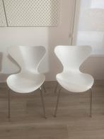 2 eetkamerstoelen, Huis en Inrichting, Stoelen, Ophalen, Zo goed als nieuw, Wit, Kunststof