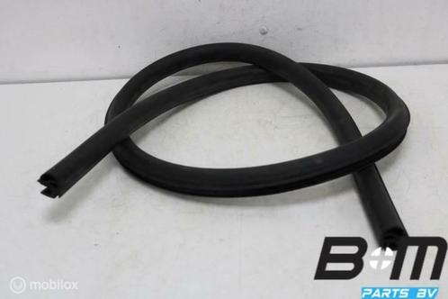 Portierrubber onder Audi A5 8T Coupe 8T0831707D, Auto-onderdelen, Overige Auto-onderdelen, Gebruikt