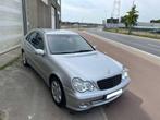 Mercedes-Benz W203 C200 CDI Elegance 155.000km's met carpass, Auto's, Mercedes-Benz, 90 kW, 4 deurs, Zwart, 4 cilinders