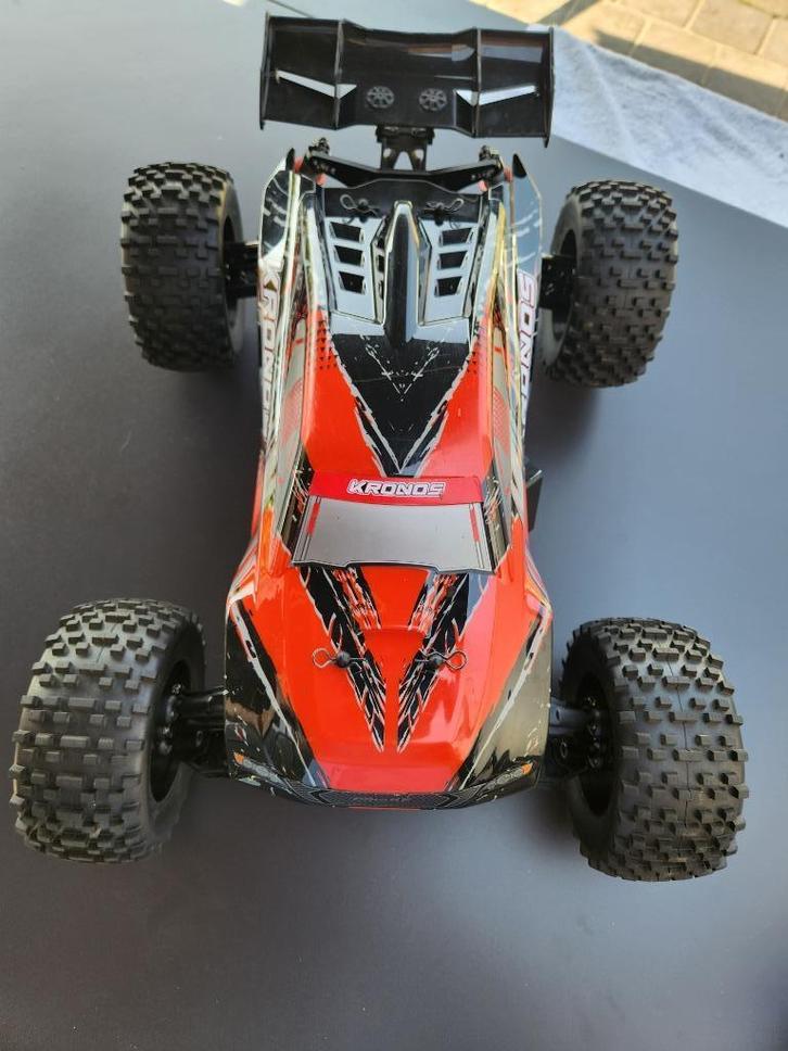Monster Truck Corally Kronos 1/8, Hobby en Vrije tijd, Modelbouw | Radiografisch | Auto's, Zo goed als nieuw, Auto offroad, Elektro