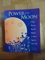 Power of the moon, Livres, Ésotérisme & Spiritualité, Comme neuf, Enlèvement ou Envoi