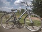 Damesfiets THOMPSON in orde! 21 vers 28 inch ledverlichting, Fietsen en Brommers, Ophalen, Versnellingen