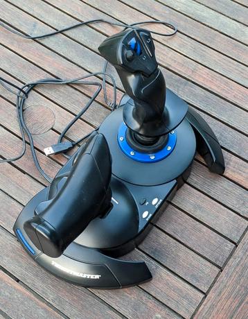 Thrustmaster T.Flight Joystick beschikbaar voor biedingen