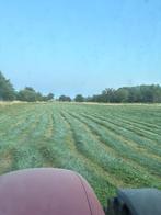 Weide of grasland gezocht om te hooien of maaien voor andere, Enlèvement