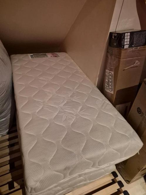 Babymatras, Huis en Inrichting, Slaapkamer | Matrassen en Bedbodems, Zo goed als nieuw, Matras, 70 cm of minder, 190 cm of minder
