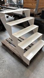 Stalen trap, Doe-het-zelf en Bouw, Ophalen, Zo goed als nieuw, Trap