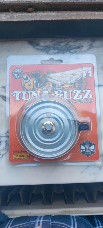 Tuna fuzz beschikbaar voor biedingen