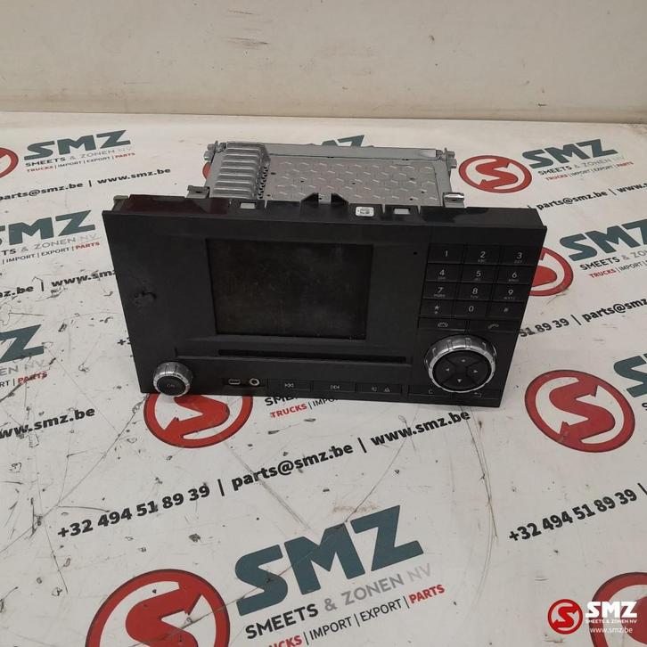 Occ radio Mercedes, Auto-onderdelen, Vrachtwagen-onderdelen, Mercedes-Benz, Elektronica en Kabels, Gebruikt