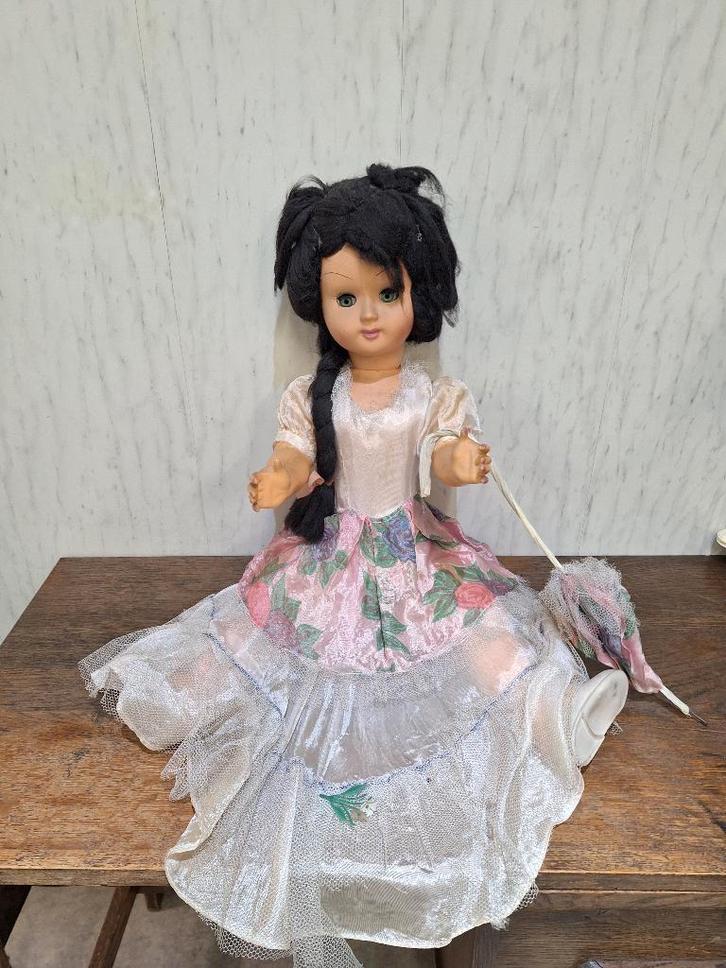 oude pop met paraplu, jaren 50, Antiek en Kunst, Curiosa en Brocante, Ophalen of Verzenden