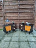 Vintage nachtkastjes, Huis en Inrichting, Slaapkamer | Nachtkastjes, Ophalen, Zo goed als nieuw