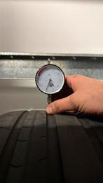 2 pneus Pirelli 315/30/22, Enlèvement