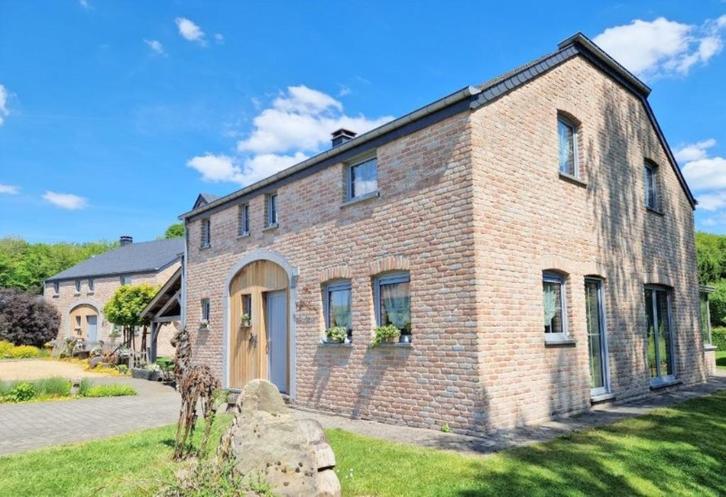Ardennen: prachtig eigendom met 2 ruime woningen, zwembad., Immo, Huizen en Appartementen te koop, Provincie Namen, 1500 m² of meer