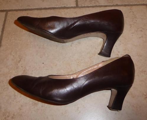 Bruine schoenen maat 38, Kleding | Dames, Schoenen, Gedragen, Ophalen of Verzenden