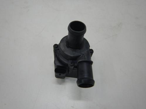 Audi A4 8W Extra Waterpomp 06H121601N, Auto-onderdelen, Airco en Verwarming, Audi, Gebruikt, Ophalen of Verzenden
