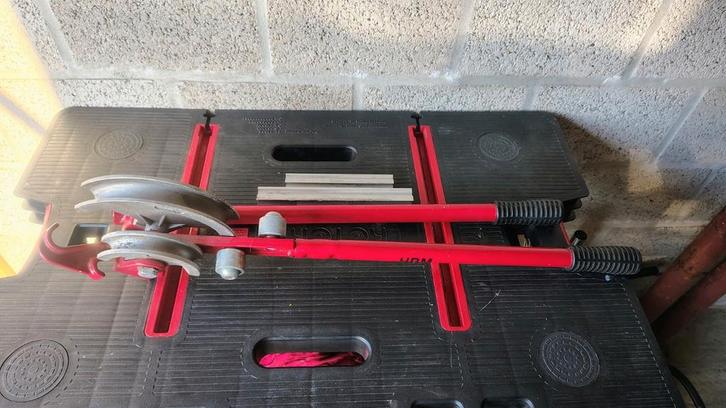 Pijpenbuiger / pijpbuigtang 22 en 15mm, Doe-het-zelf en Bouw, Gereedschap | Handgereedschap, Zo goed als nieuw, Ophalen of Verzenden