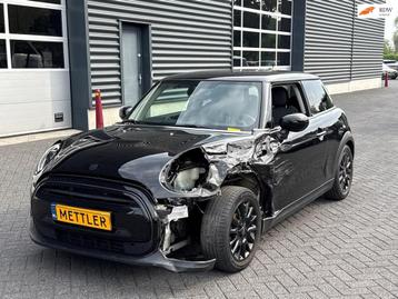 Mini Mini 1.5 Cooper John Cooper Works, camera, PDC, head up beschikbaar voor biedingen