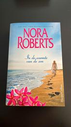 Nora Roberts - In de warmte van de zon, Ophalen of Verzenden, Zo goed als nieuw, Nora Roberts