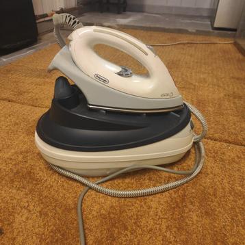Strijkijzer DeLonghi beschikbaar voor biedingen