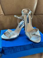 Stuart Weitzman Gloria 80 Silver – Nieuw, Maat 35, Ophalen of Verzenden, Zo goed als nieuw