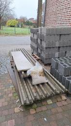 Blocs de béton/briques creeuses et poteaux en béton, Enlèvement, Comme neuf