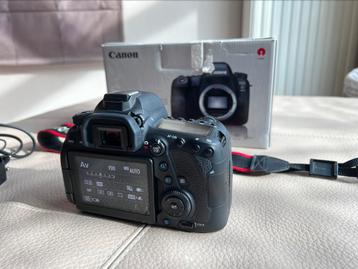 Canon 6D MK2 - 6000 déclenchements, Sans zoom optique, Canon, Comme neuf, Enlèvement