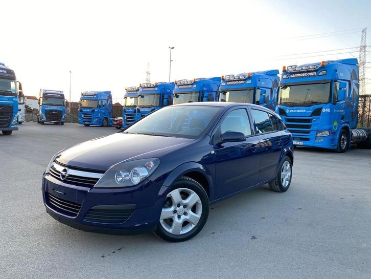 •⁠  ⁠Opel Astra  •⁠  ⁠26/07/2006 •⁠  ⁠55000.km, Autos, Opel, Entreprise, Astra, ABS, Airbags, Air conditionné, Bluetooth, Ordinateur de bord