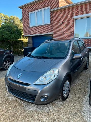 Renault Clio 2010 1.2 benzine 169.000 km + keuring vvk beschikbaar voor biedingen