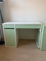 Bureau IKEA MICKE vert clair, Huis en Inrichting, Bureaus, Ophalen, Gebruikt, Bureau