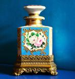 Antieke Parfumfles~~Flacon in Porcelaine de Paris? Sèvres?~~, Ophalen of Verzenden