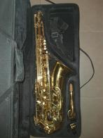 Tenorsaxofoon met koffer, Muziek en Instrumenten, Blaasinstrumenten | Saxofoons, Ophalen, Gebruikt, Tenor, Met koffer