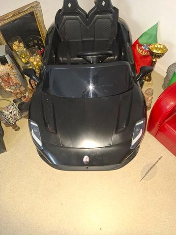 Aston Martin New Electric Kids 1 maand oud beschikbaar voor biedingen
