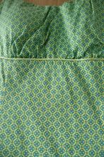 Groen kleed met bloemetjes (K696), Kleding | Dames, Lola & Liza, Maat 42/44 (L), Ophalen of Verzenden, Zo goed als nieuw