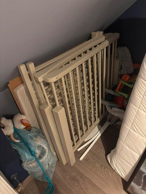Vanavond ophalen  box met volledige bekleding en hemel, Kinderen en Baby's, Babyparken, Zo goed als nieuw, Vierkant, In hoogte verstelbaar