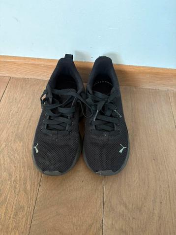 Sportschoenen puma beschikbaar voor biedingen